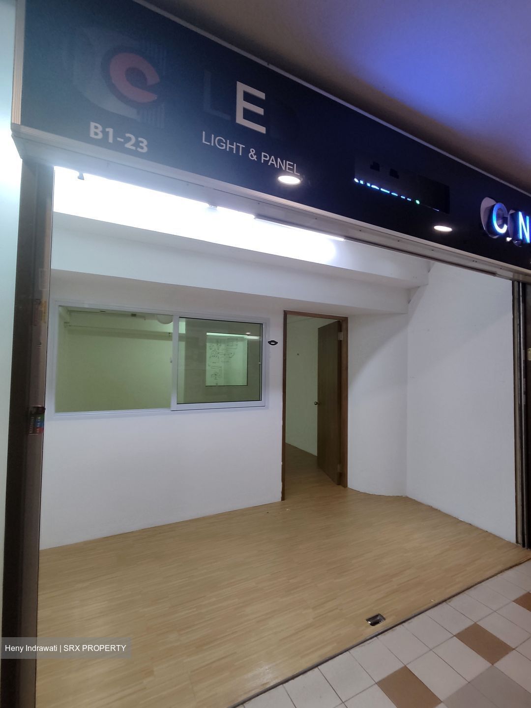 Sim Lim Tower (D8), Retail #529399681